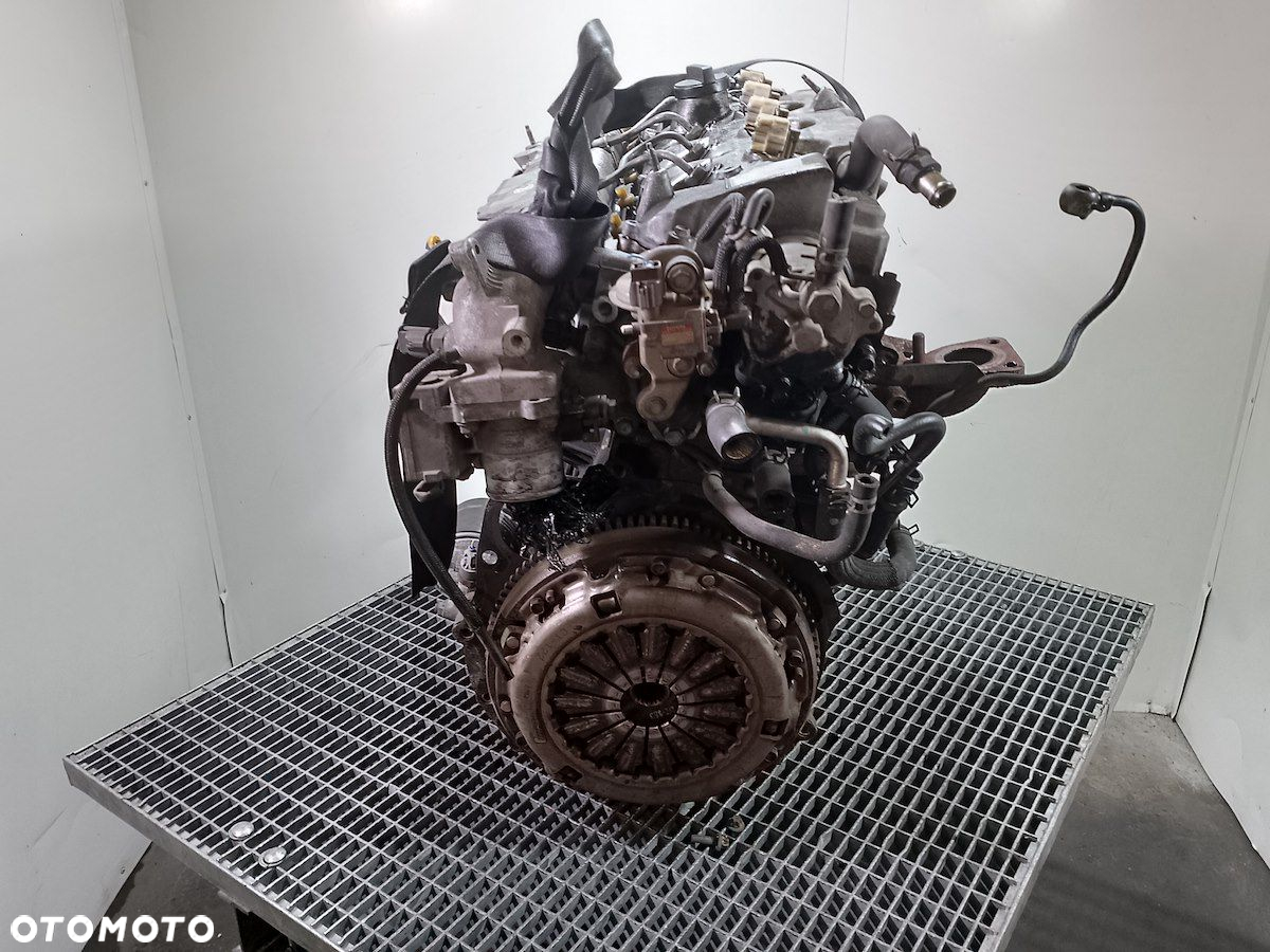 SILNIK TOYOTA COROLLA VERSO I 1CD 2.0 D-4D - 4