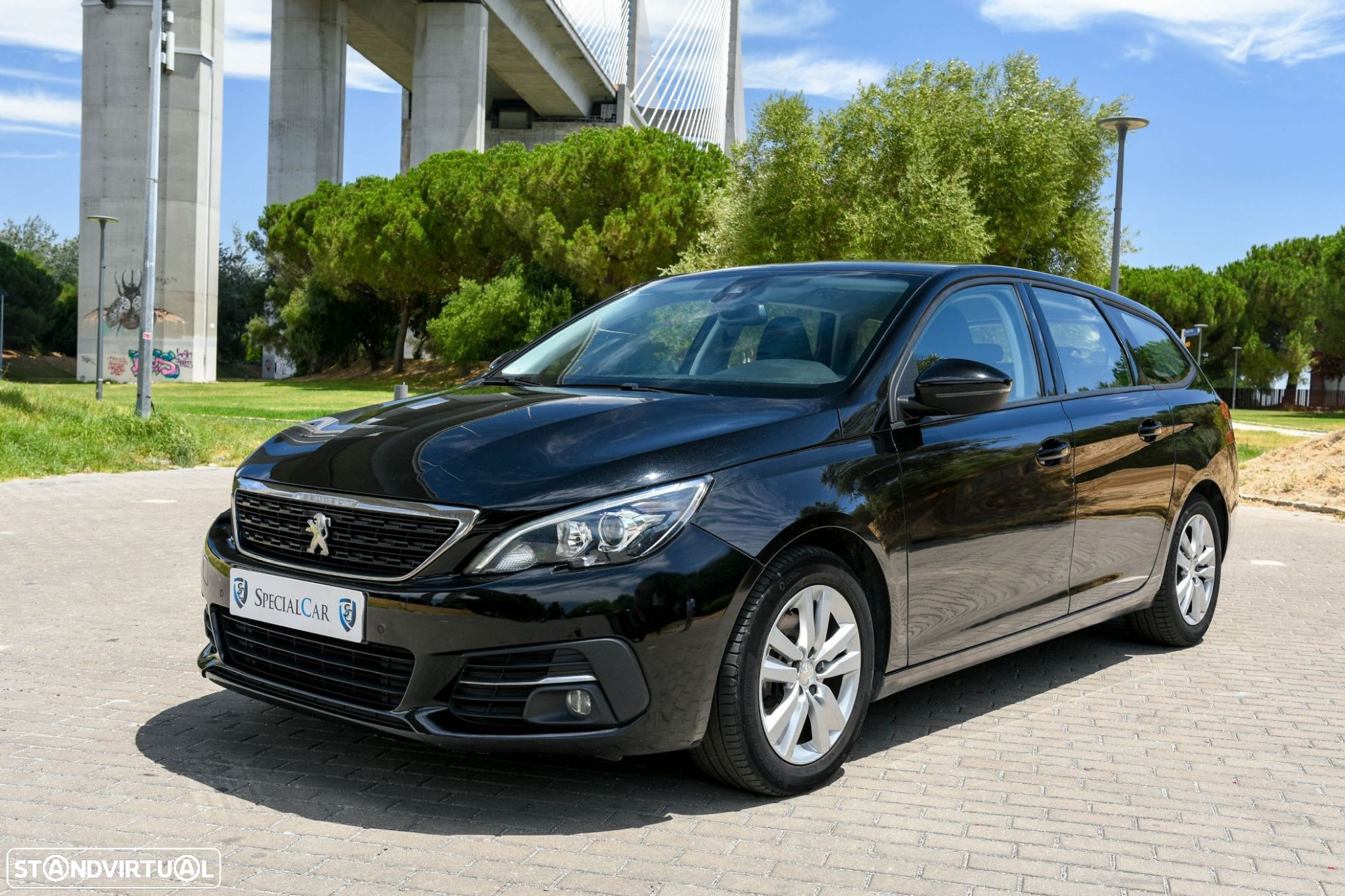 Peugeot 308 1.2 PureTech Allure EAT8 - 1