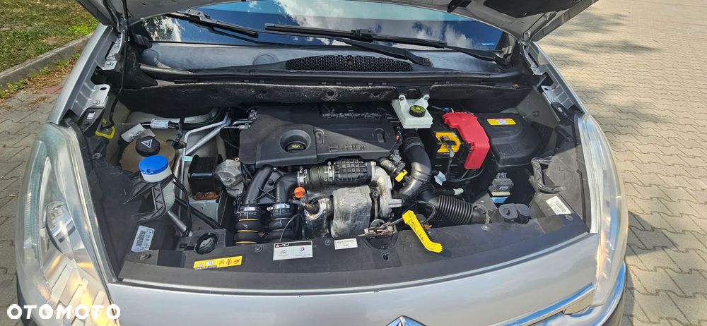Citroën Berlingo Multispace e-HDi 90 FAP EGS6 Start Stop Selection - 12