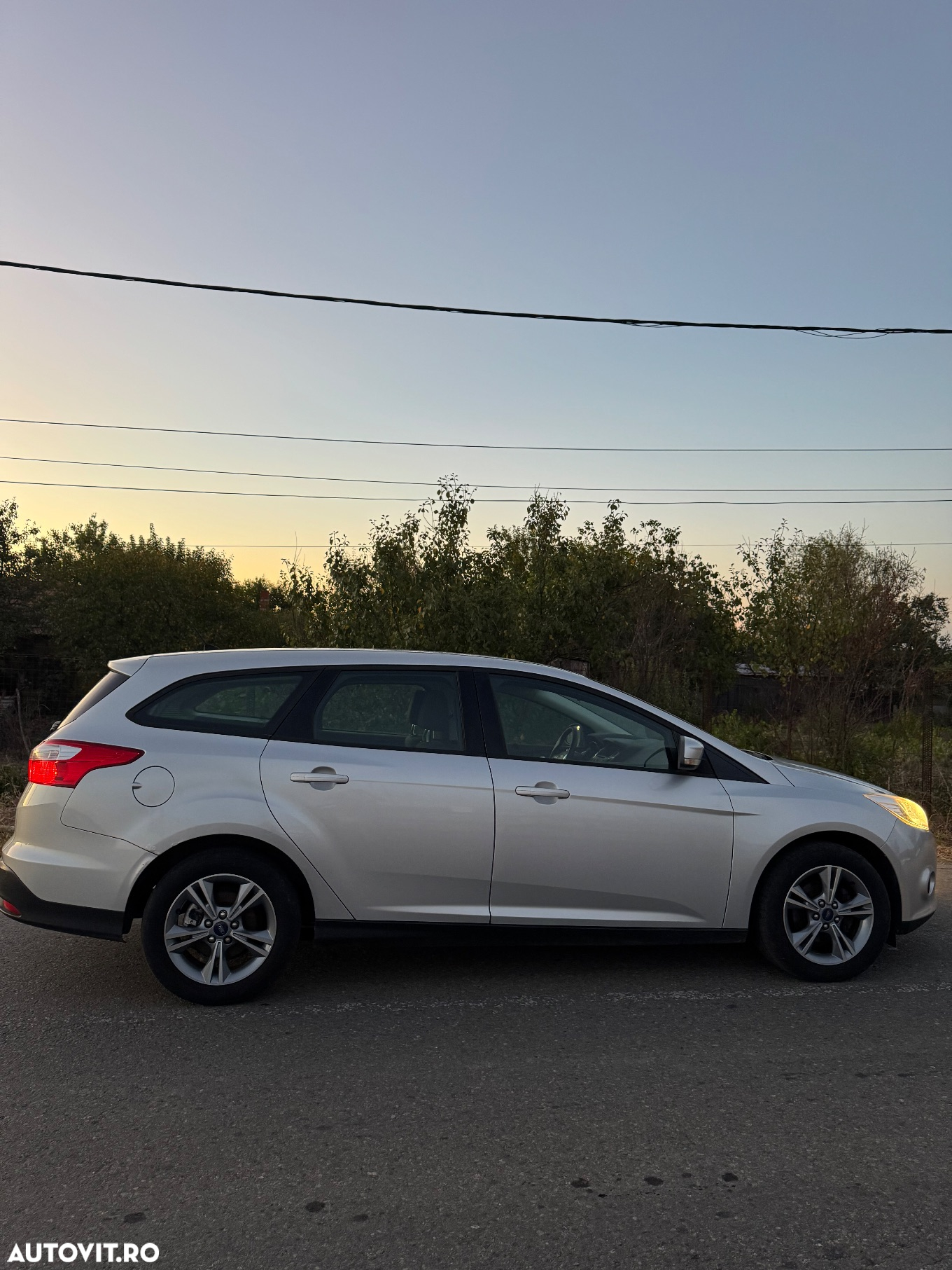 Ford Focus 1.0 EcoBoost Start-Stopp-System ACTIVE - 5