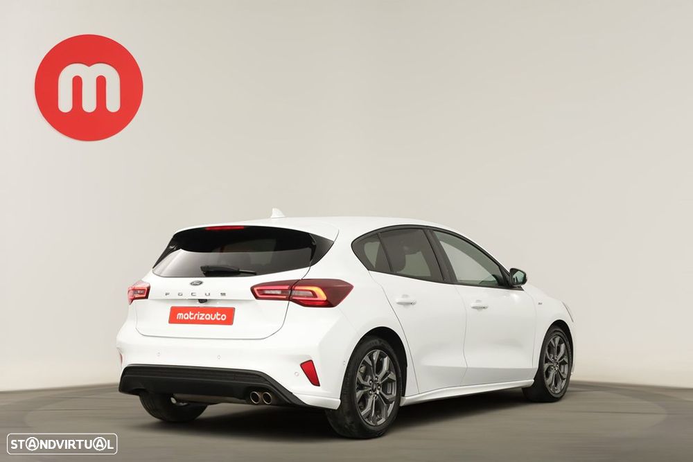 Ford Focus 1.0 EcoBoost MHEV ST-Line X - 4