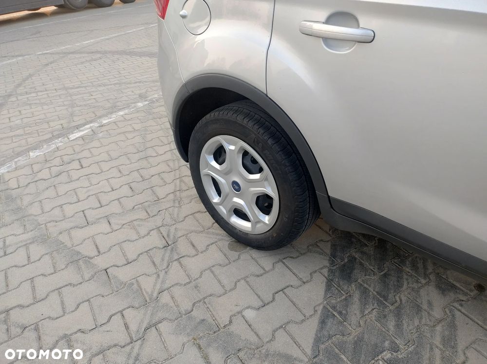 Ford Kuga 2.0 TDCi 4x4 Titanium - 10