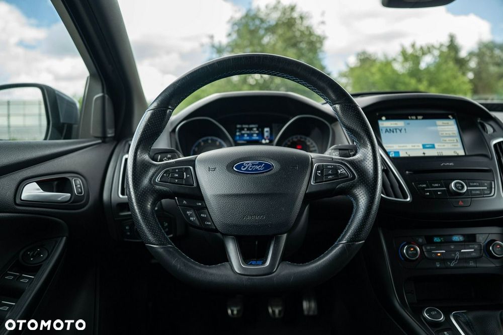 Ford Focus - 15