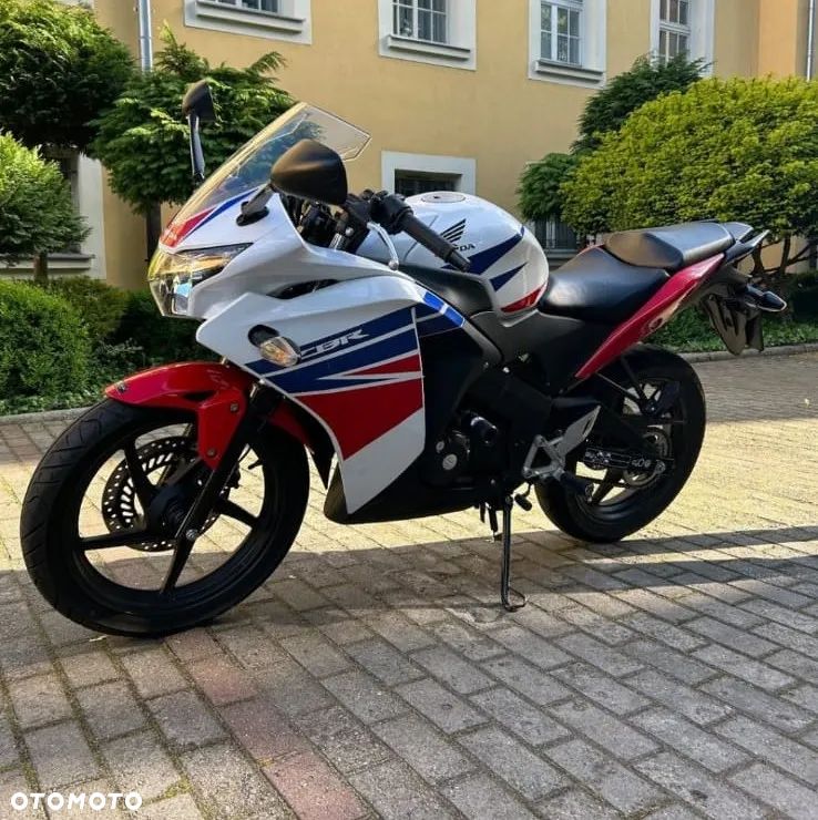Honda CBR - 1