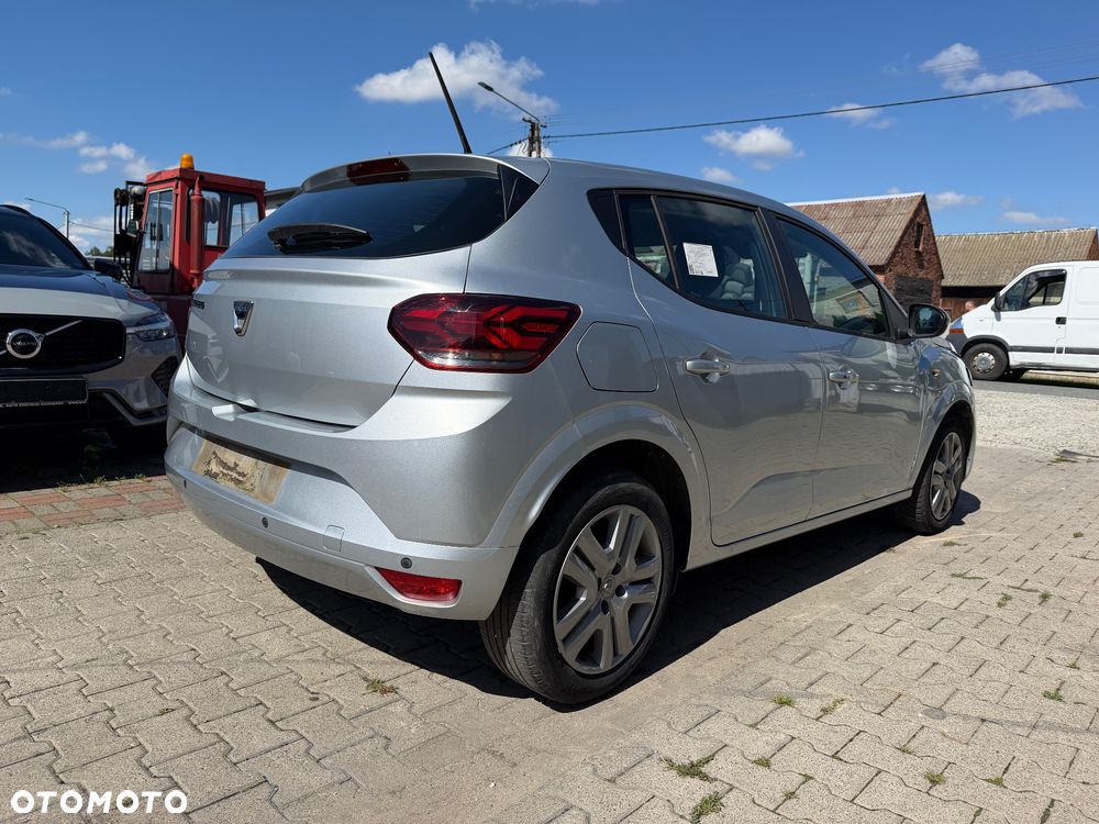 Dacia Sandero - 9