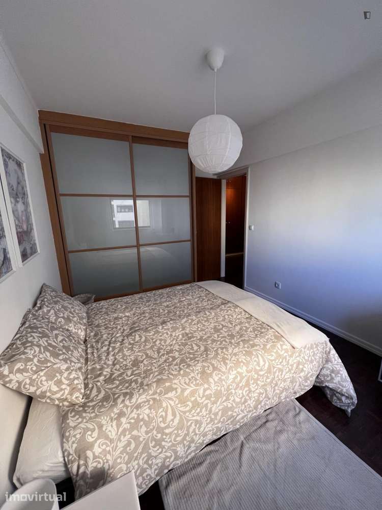 Quarto - localizado em Sacavém Lisbon - Grande imagem: 4/19