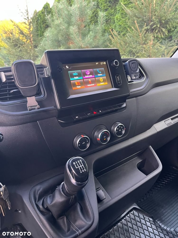Renault Master - 18