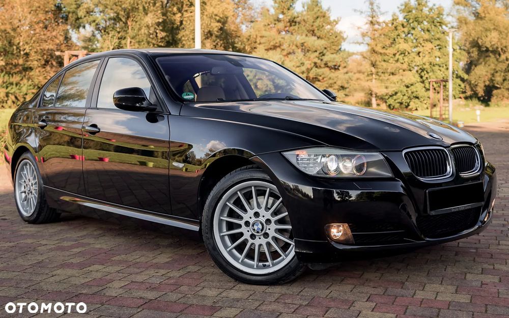 BMW Seria 3 318i - 11
