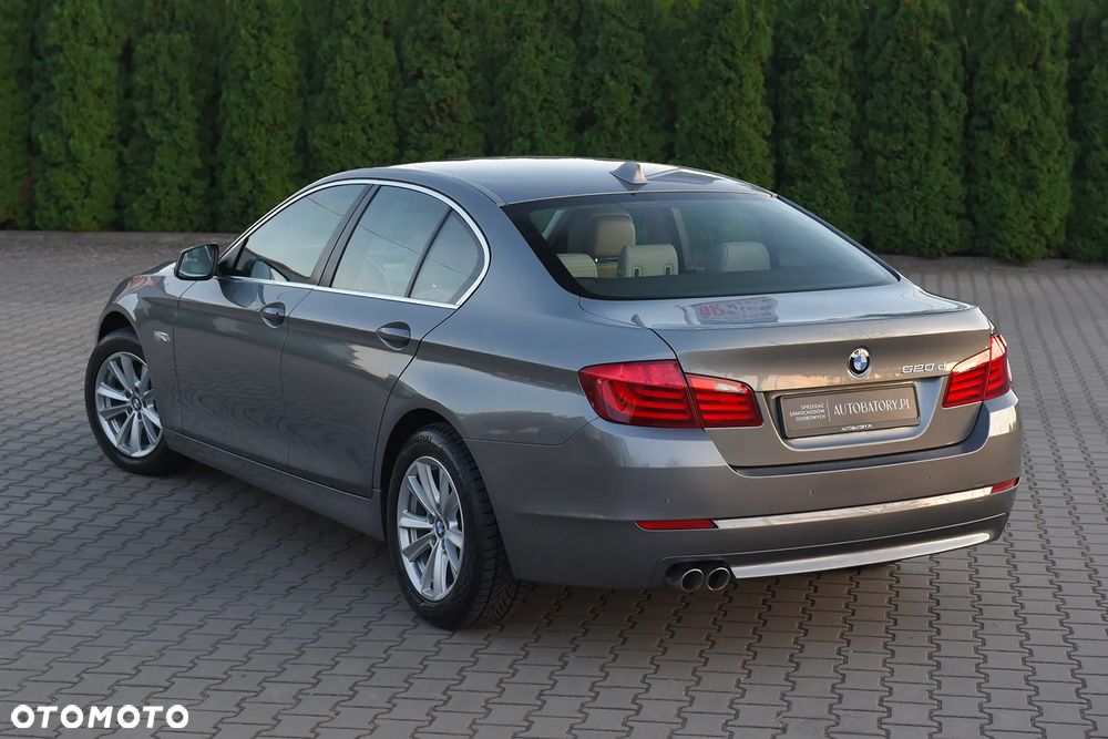 BMW Seria 5 520d - 11