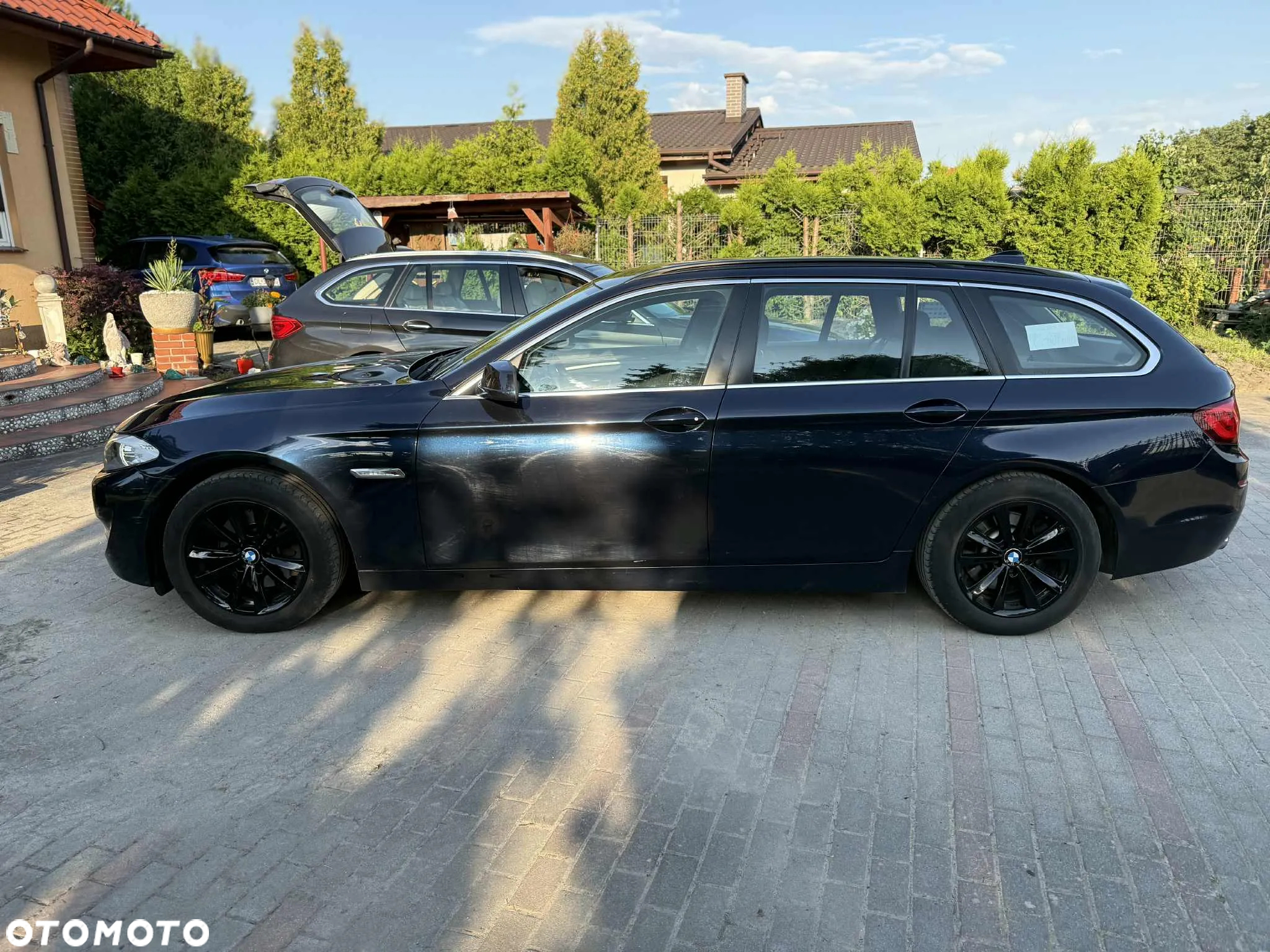 BMW Seria 5 520d Touring - 2