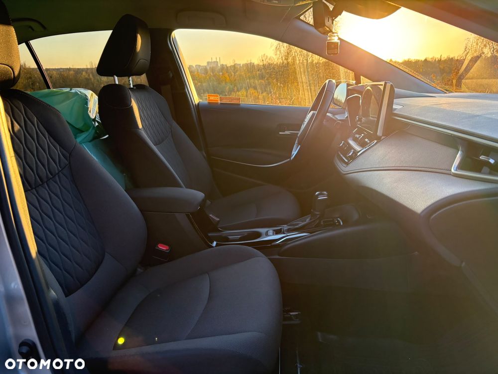 Toyota Corolla - 3