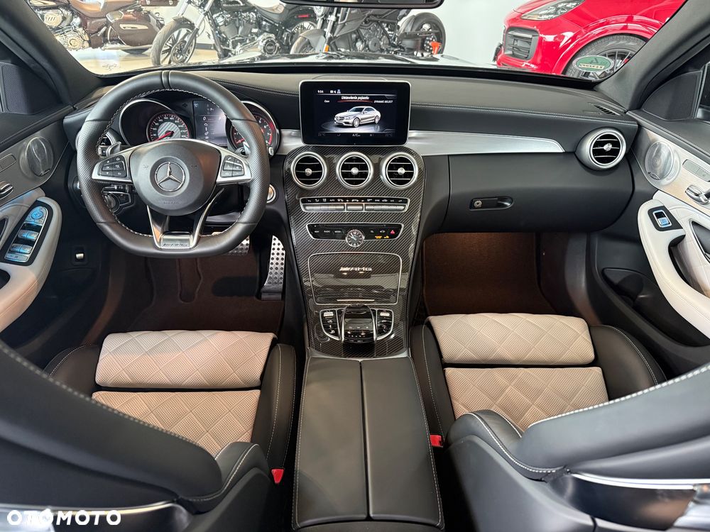 Mercedes-Benz Klasa C 63 S AMG 9G - 12