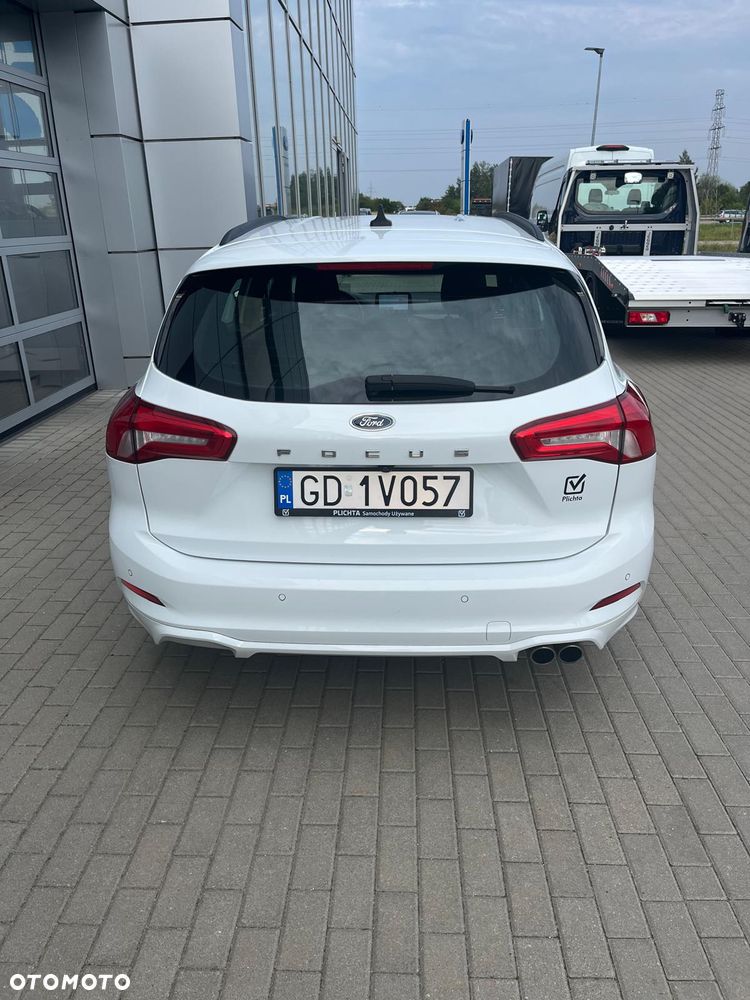 Ford Focus 1.5 EcoBlue Start-Stopp-System ST-LINE STYLE - 2