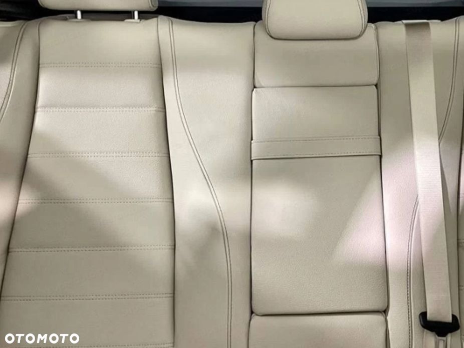 Mercedes-Benz GLE - 15