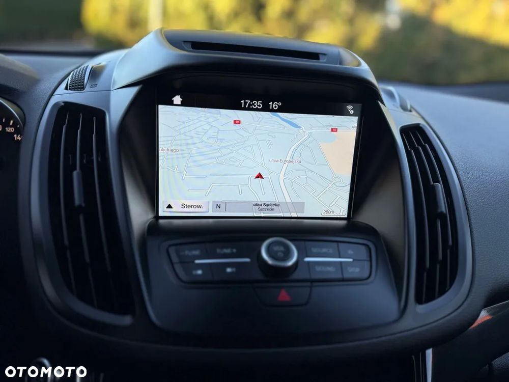 Ford Kuga 2.0 TDCi 4x4 Titanium - 22