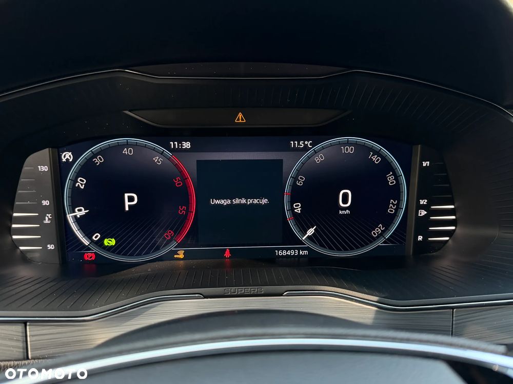 Skoda Superb 2.0 TDI SCR Ambition DSG - 29