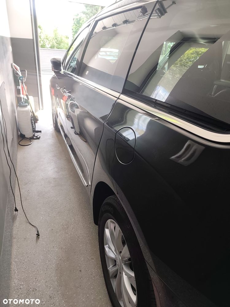 Chrysler Pacifica - 11