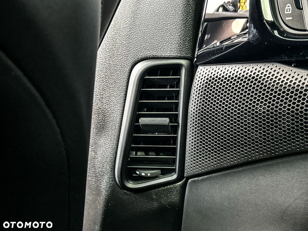 Porsche Panamera Turbo E-Hybrid PHEV - 28