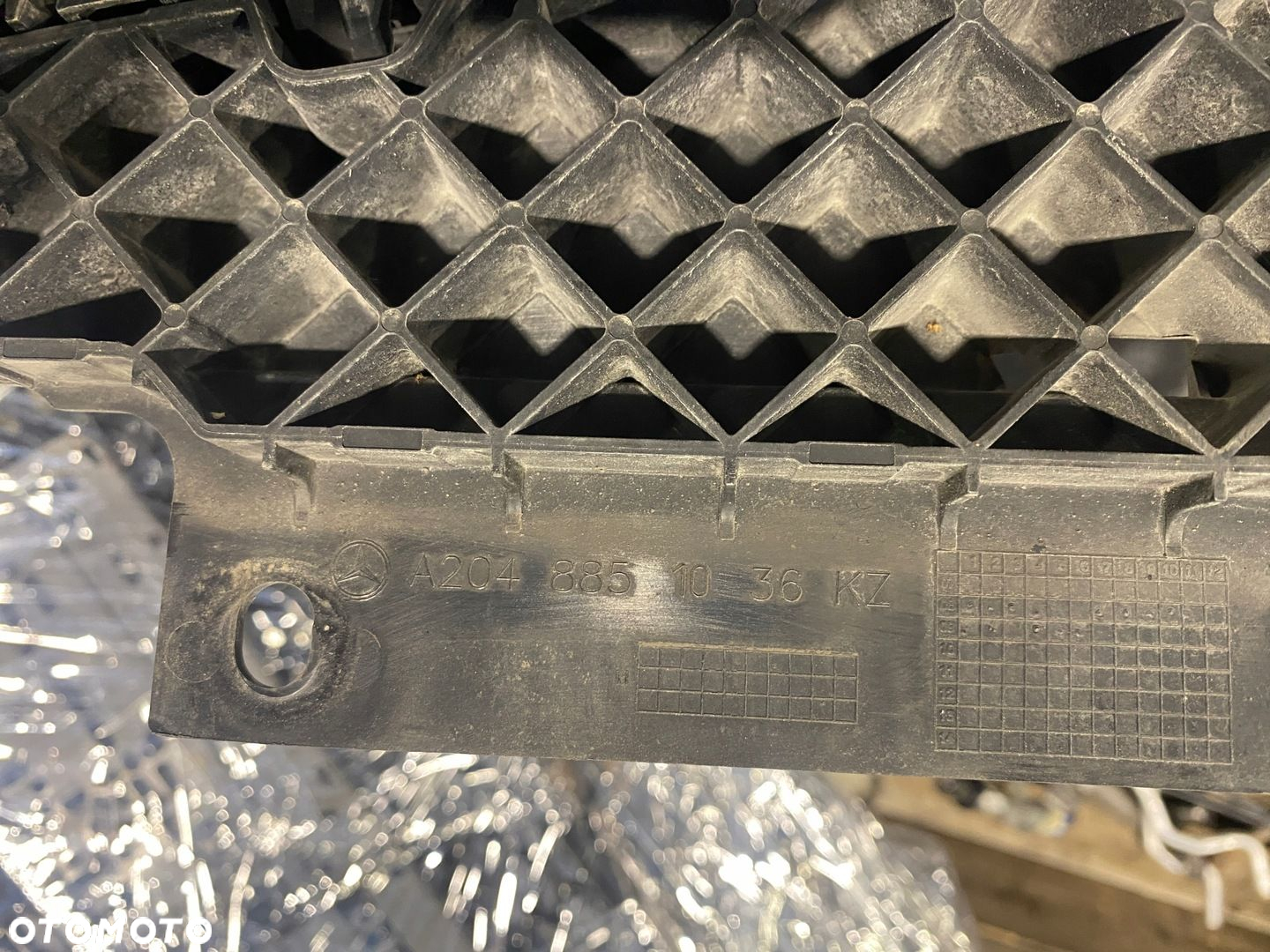 MERCEDES W204 GRILL ATRAPA A2078880260 - 11