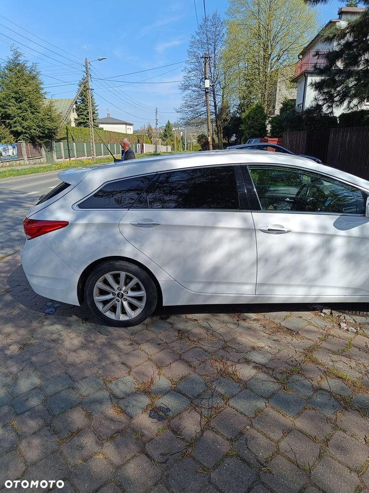 Hyundai i40 1.7 CRDi Comfort + - 5