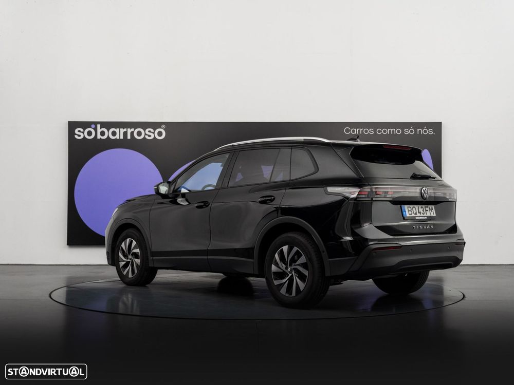 VW Tiguan 2.0 TDI Urban DSG - 4