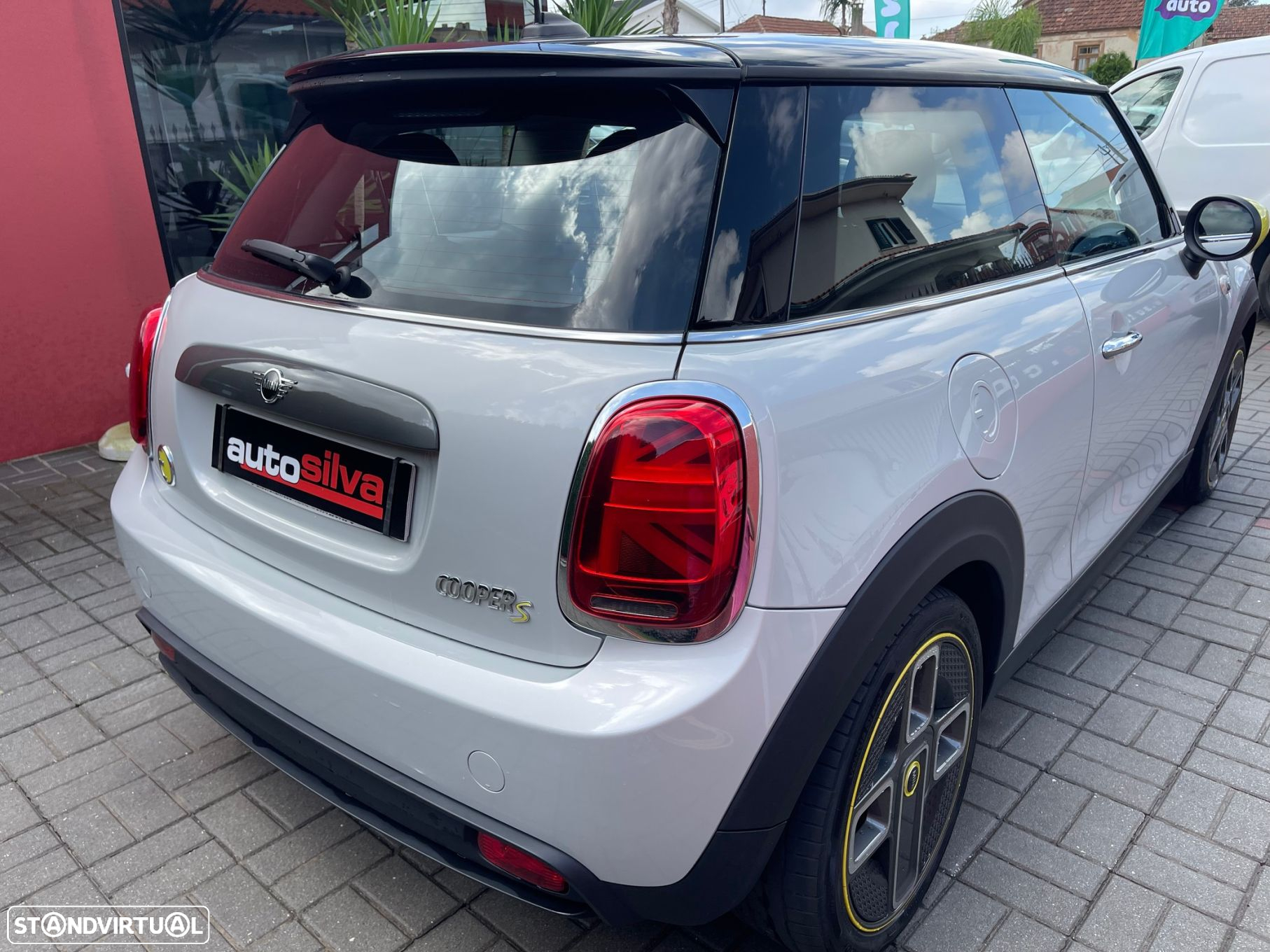MINI 3 Portas - 7