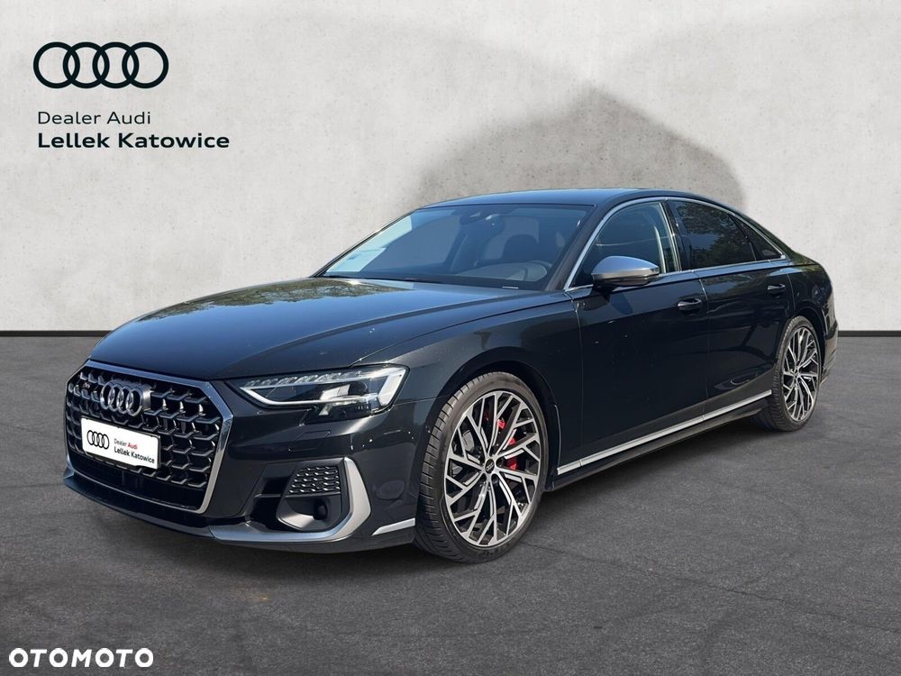 Audi S8 - 4