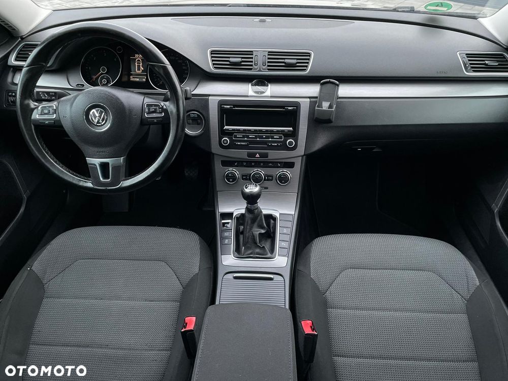 Volkswagen Passat 2.0 TDI BlueMotion Technology Highline - 5