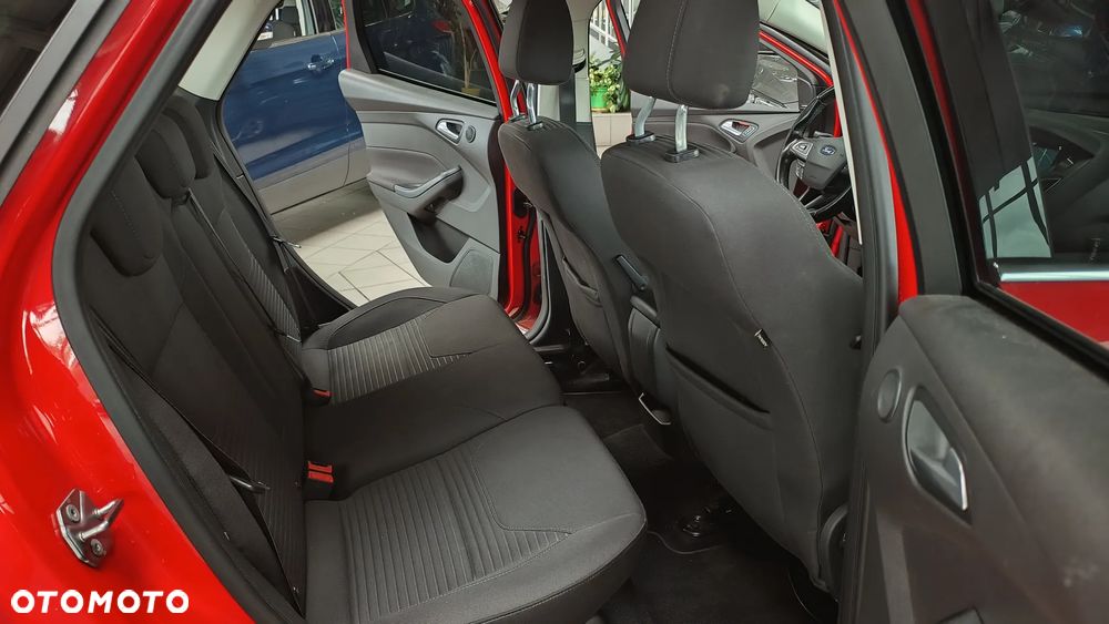 Ford Focus 1.5 EcoBoost Titanium ASS - 6