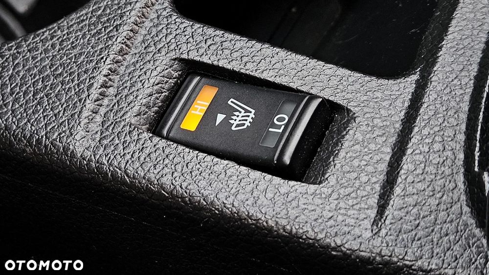 Nissan Qashqai 1.6 DIG-T N-Connecta - 32