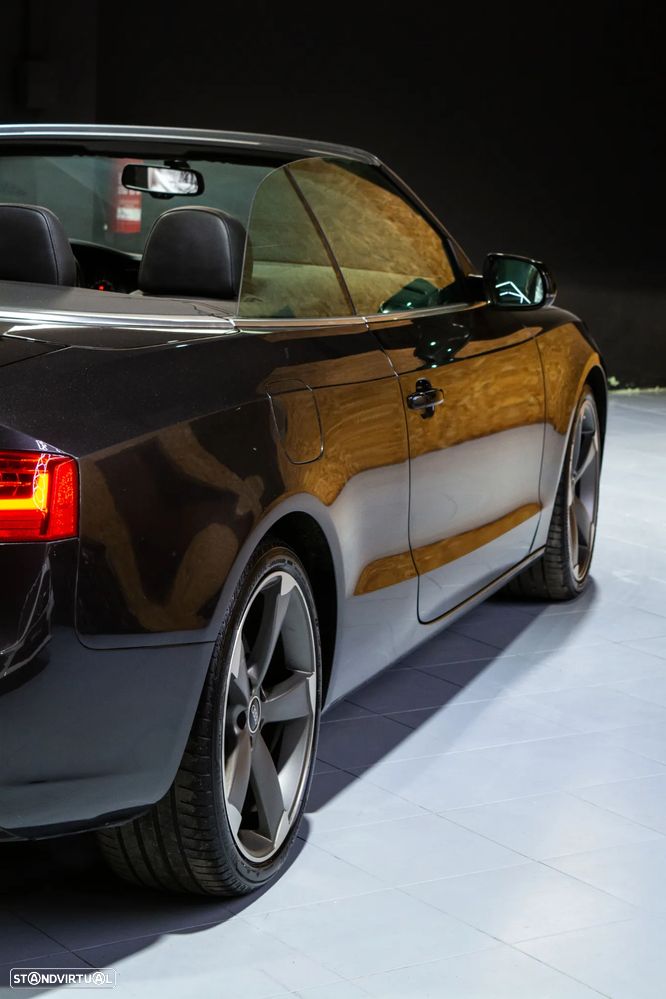 Audi A5 Cabrio 2.0 TDi Multitronic S-line - 27