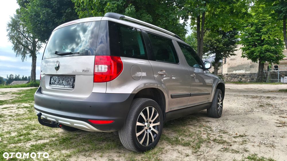 Skoda Yeti 2.0 TDI Ambition Green tec PLUS EDITION - 9