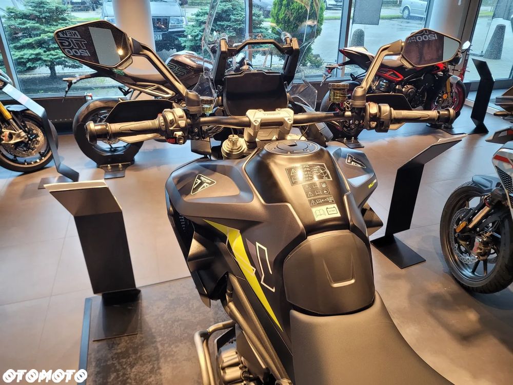 Triumph Tiger - 6