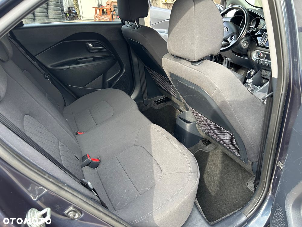 Kia Rio 1.4 M - 16