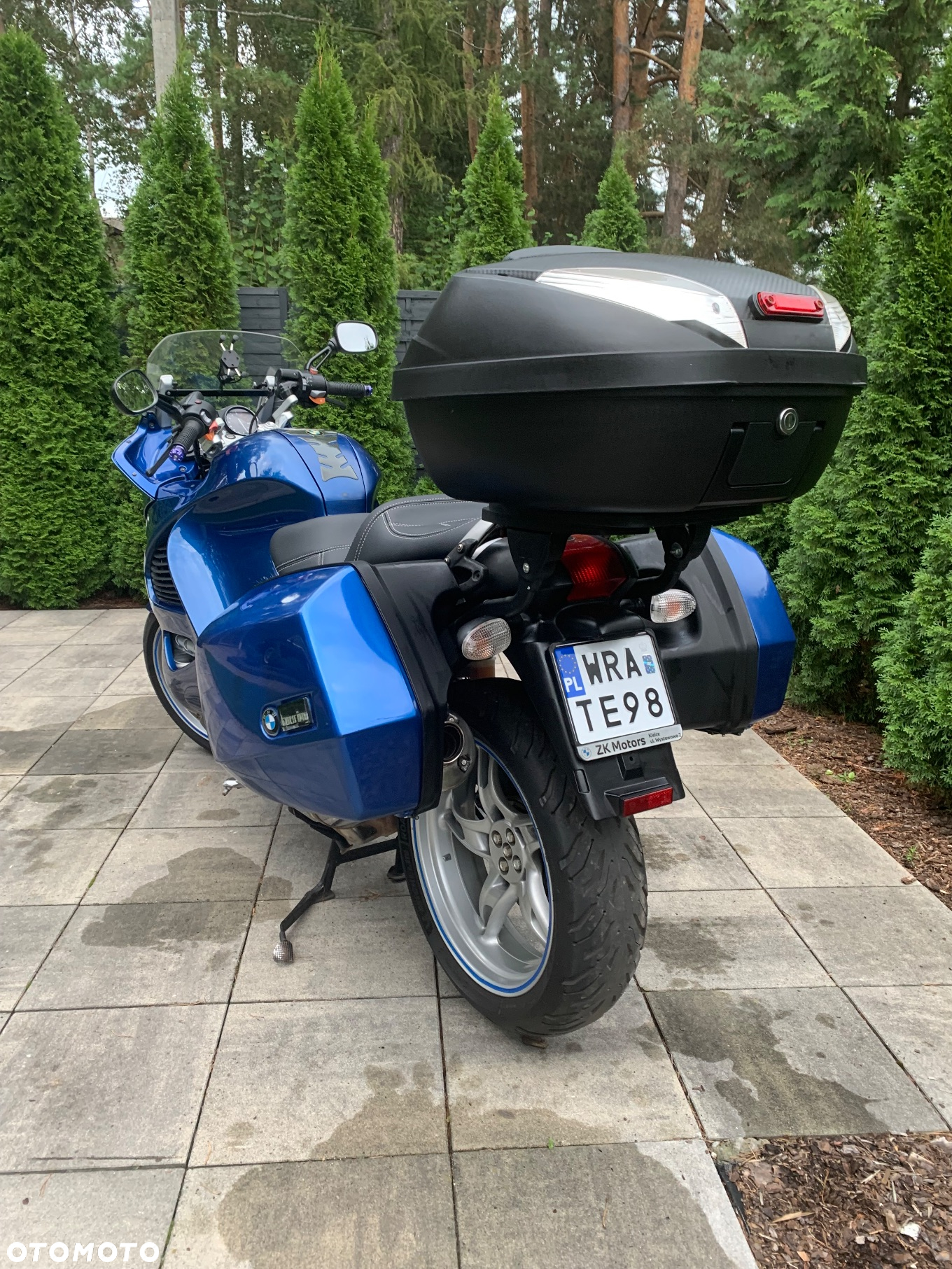 BMW K - 9