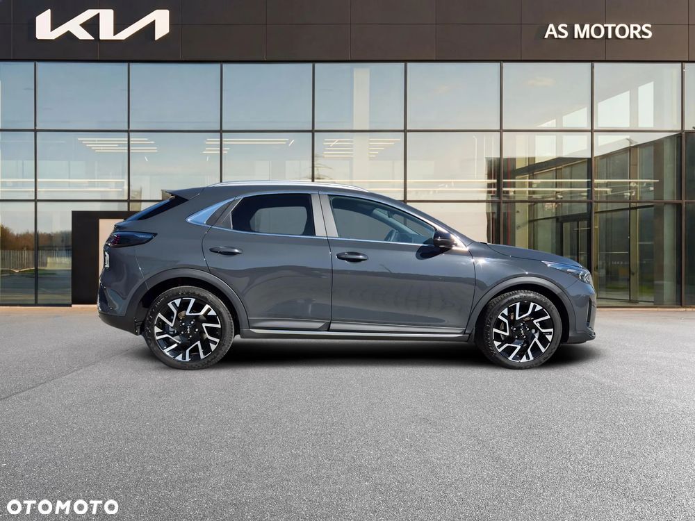 Kia XCeed - 4