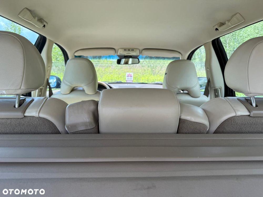 Volvo XC 90 4.4 V8 AWD Momentum - 25
