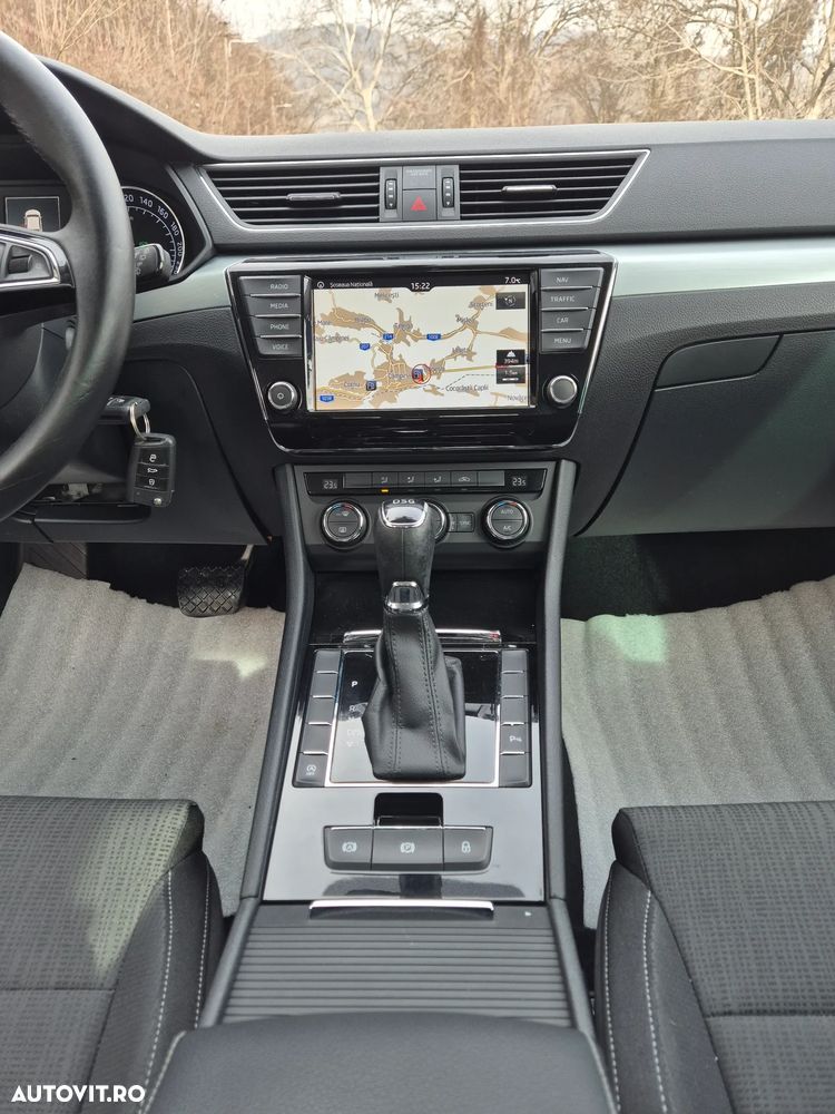 Skoda Superb 1.6 TDI DSG Style - 15