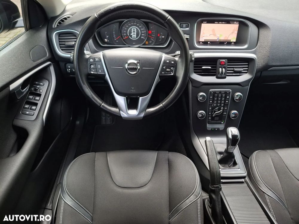 Volvo V40 D2 Pro - 12