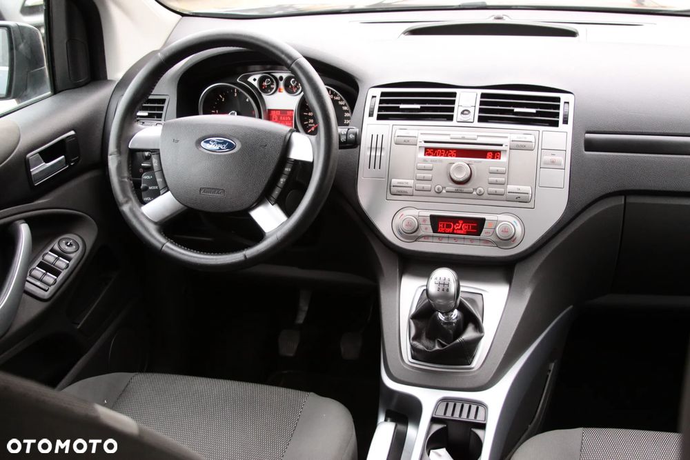 Ford Kuga 2.0 TDCi 4x4 Titanium - 13