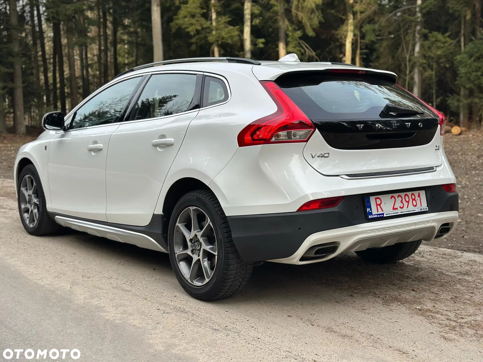 Volvo V40 D2 Drive-E Ocean Race - 12