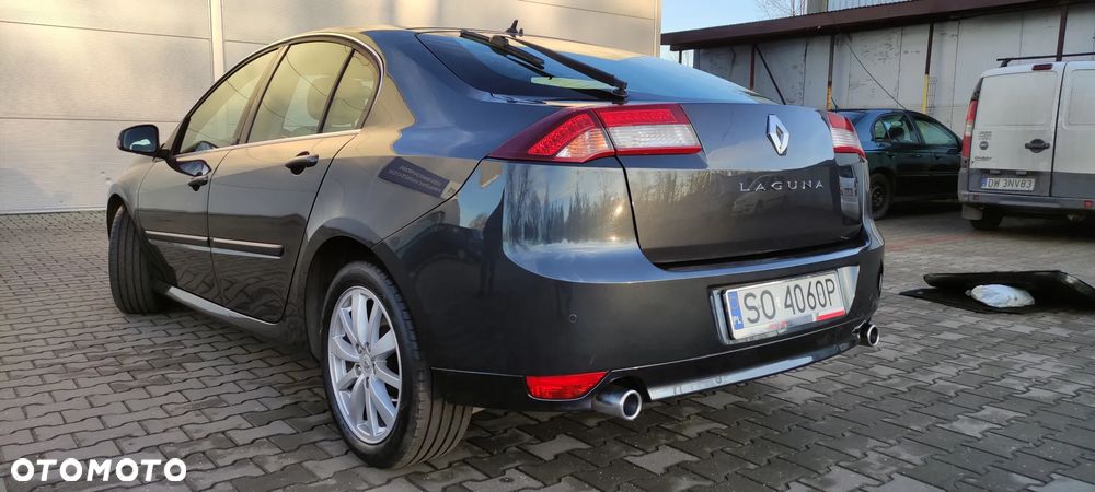 Renault Laguna dCi 180 FAP Initiale - 12