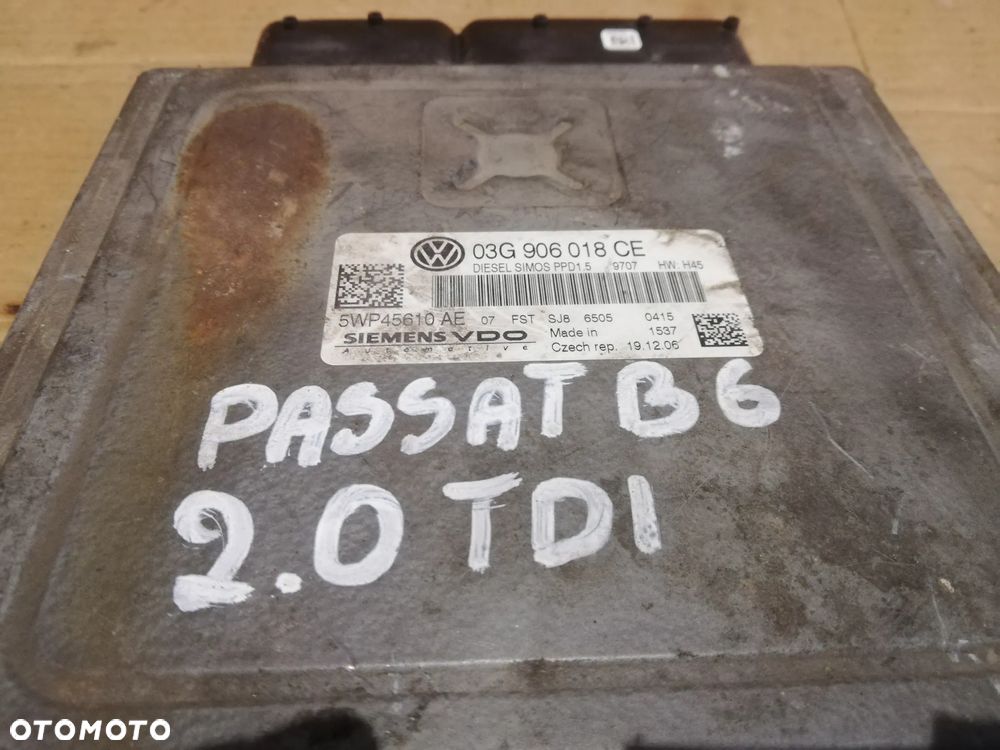 Komputer silnika ECU VW PASSAT B6 03G906018CE 2.0L diesel - 2