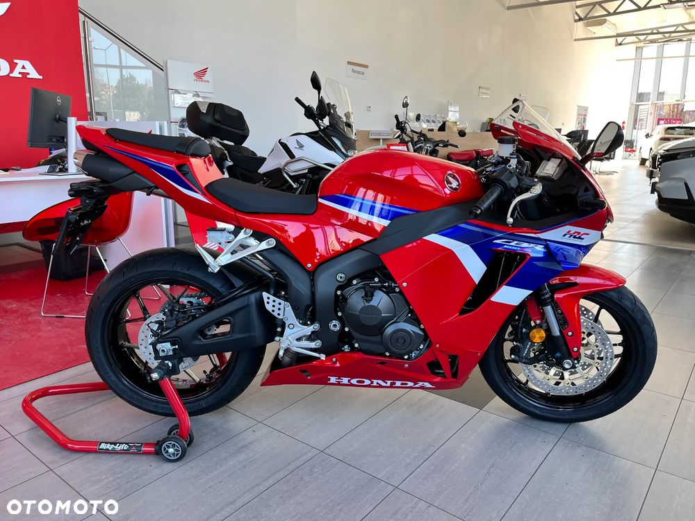 Honda CBR - 15