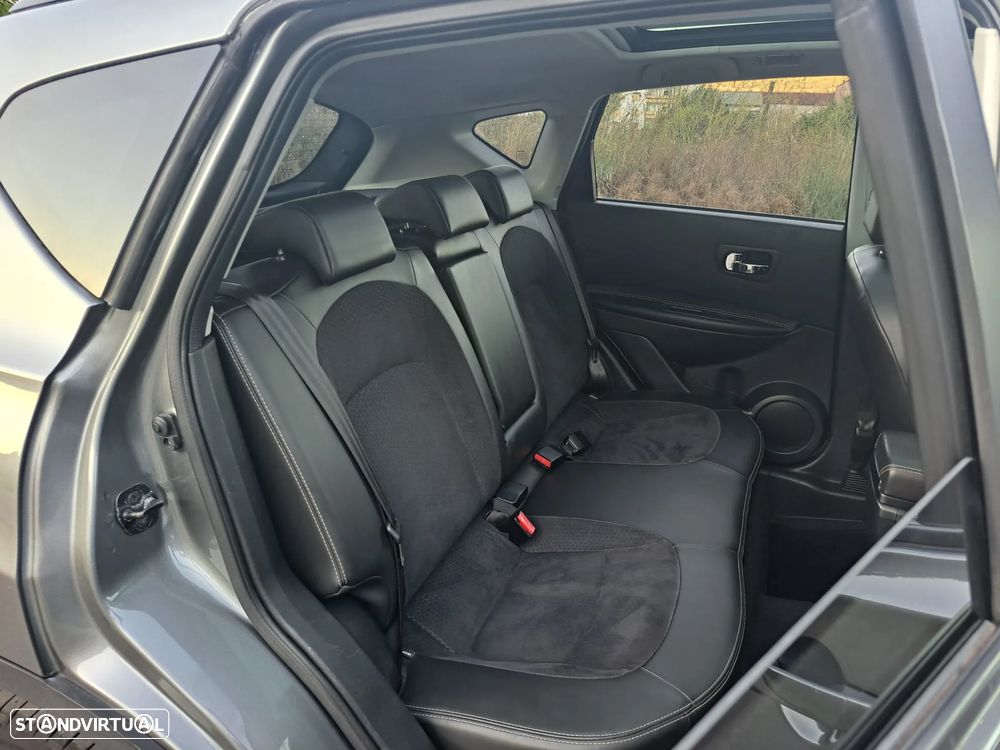 Nissan Qashqai 1.5 dCi N-Connecta 18 - 24