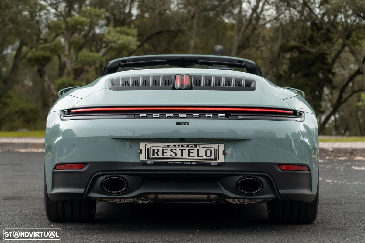 Porsche 911 (992) Carrera - 9