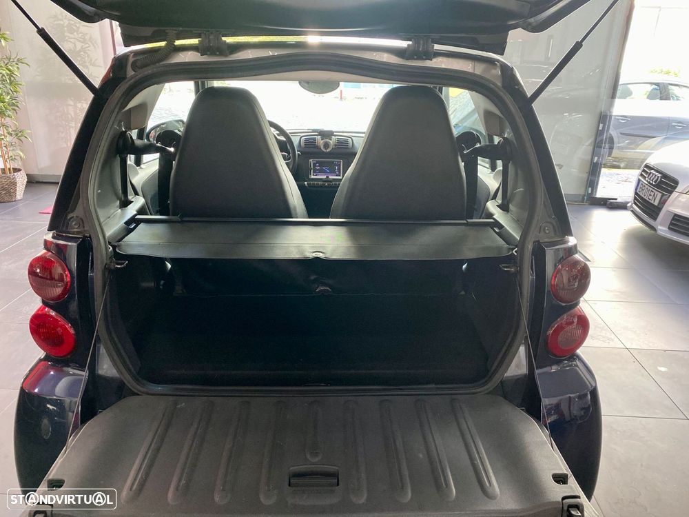 Smart ForTwo Coupé cdi softouch black&white limited dpf - 30