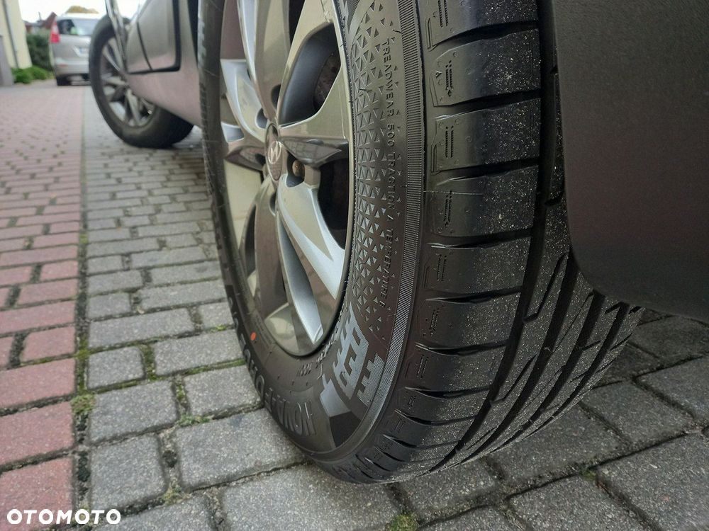 Hyundai ix35 1.6 2WD blue Trend - 11