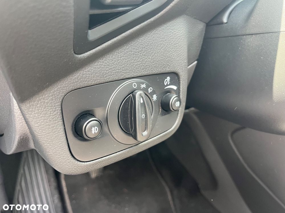 Ford Kuga 2.0 TDCi 4x2 Titanium - 21