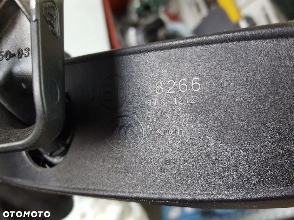 VOLVO XC60 I LIFT 13-17r LUSTERKO WEWNĘTRZNE FOTOCHROM - 4